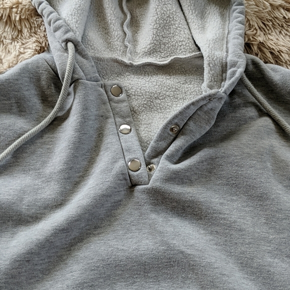 Grey hooded sweatshirt - Picture 7 of 7